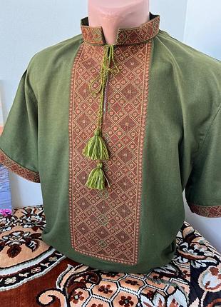 Чоловіча вишиванка