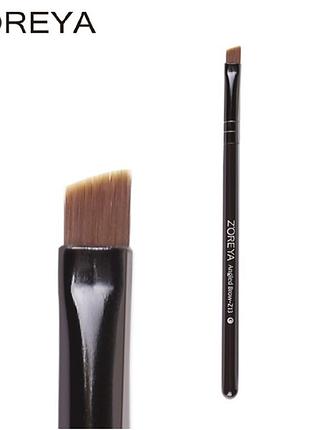 Кисть для бровей и подводки zoreya angled brow-z13