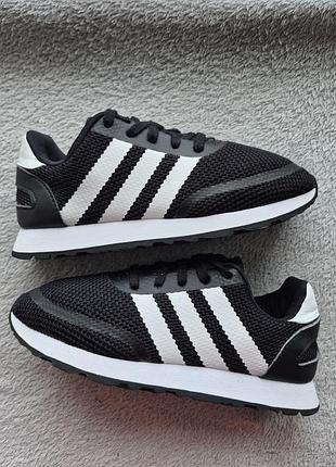 Кросівки 34р. adidas