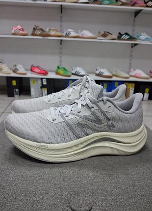 Кроссовки new balance fuelcell propel v4( оригинал)