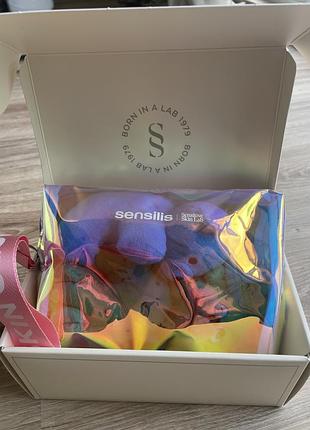 Стильна нарядна косметичка іспанського бренду sensilis