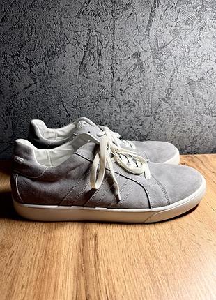 Кросівки adidas 4
