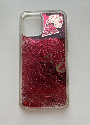 Чехол від бренду guess на iphone 12 mini.