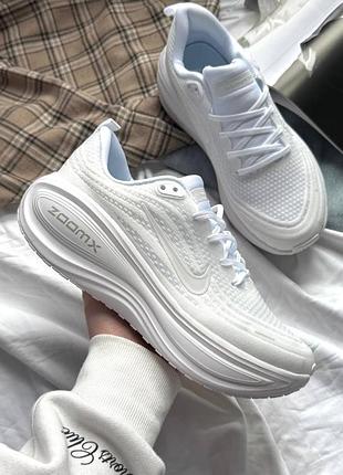 Nike vomero plus zoomx