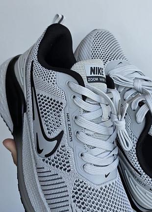 Nike zoom winflo 
• wolf grey / black • 7