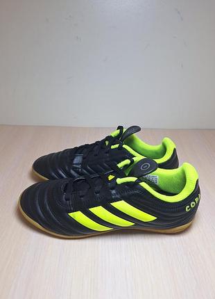 Кросівки, футзалки adidas
