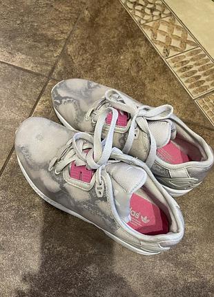 Кросівки жіночі  adidas