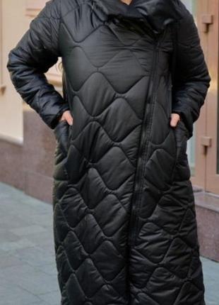 Пальто зимове довге.