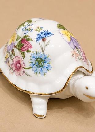 Шкатулка  “черепаха” aynsley wild tudor , fine bone china england