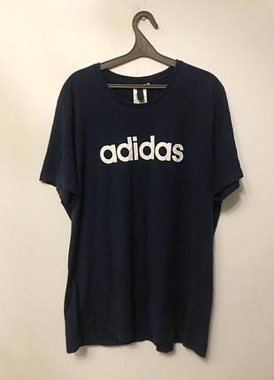 Футболка adidas essentials linear tee
