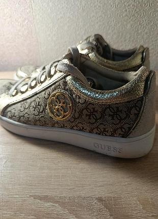 Женские кроссовки guess (модель flgnn3fal12)