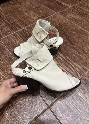 Босоніжки oasi private collections р-37/38