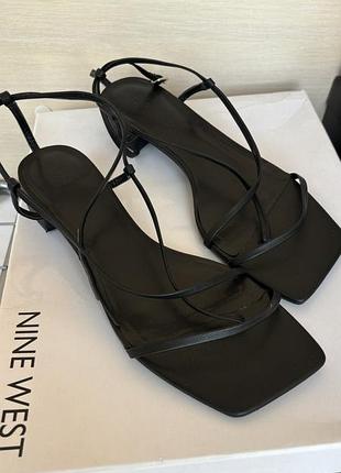 Босоніжки h&m