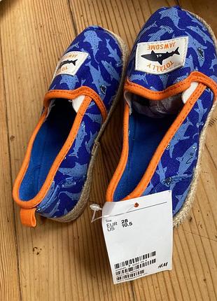 Еспадрільі/мокасіни від h&m