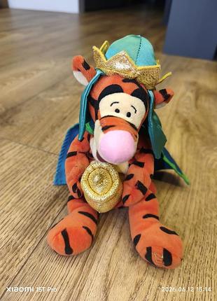 Мягкая игрушка «три короля» от disney store,тигрюй винтаж 2001 состояние чудовий