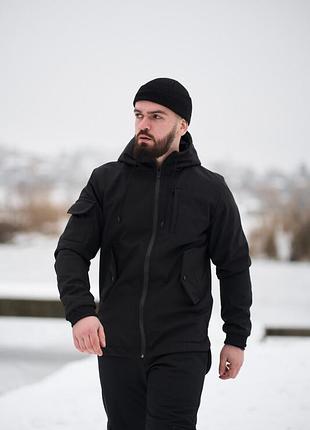Повсякденна куртка intruder softshell чорного кольору