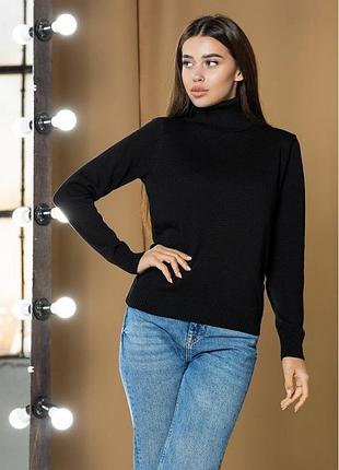 Теплий светр гольф