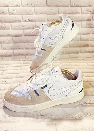 Кросівки nike