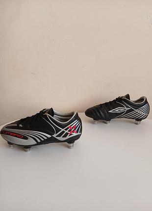Футбольные бутсы детские.umbro. 32 размер