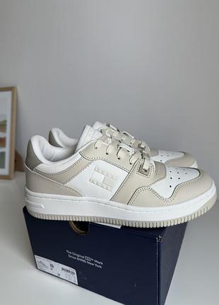 Жіночі кросівки tommy hilfiger
