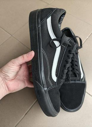Оригінальні кросівки vans old school
