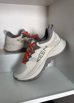 Кросівки трекінгові оригінал keen рр.42