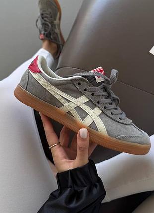 Asics onitsuka tiger
grey / red premium