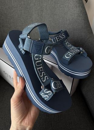 Босоніжки guess