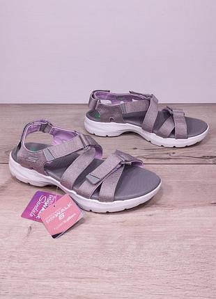 Сандалі босоніжки skechers 27р