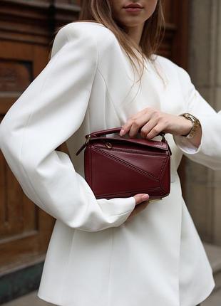 Женская сумка loewe mini puzzle bag burgundy бордовая