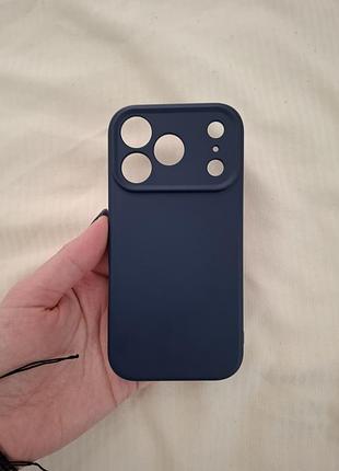 Стильный матовый чехол для iphone 17 pro с защитой камеры