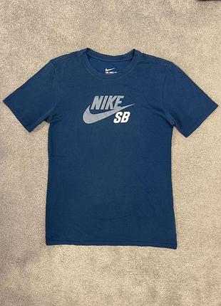 Футболка чоловіча nike sb
