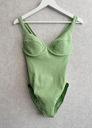 Стильный купальник wolford
