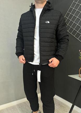 Осіння чоловіча куртка the north face чорна стьобана куртка з капюшоном на осінь чоловіча чорна чоловіча куртка