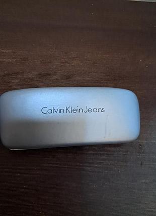Футляр для окулярів від бренду calvin klein jeans