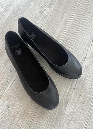 Туфлі crocs шкіра