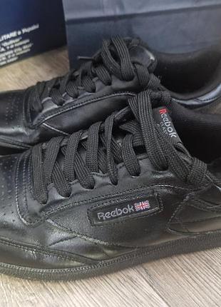 Кросівки жіночі reebok classic 40 розмір чорні шкіра