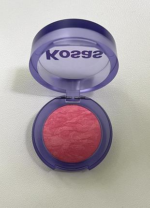 Запечені сяючі рум’яна kosas blush is life
