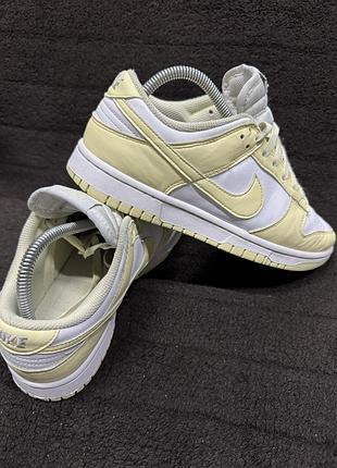 Кросівки жіночі nike