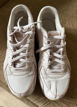 Кросівки nike