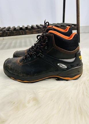 Трекінгові черевики grisport 3