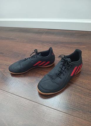 Футзалки adidas,кроссовки для футзала, черно-красные,non marking подошва