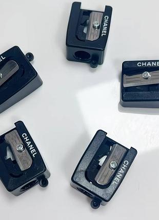 Стругачка для олівців chanel