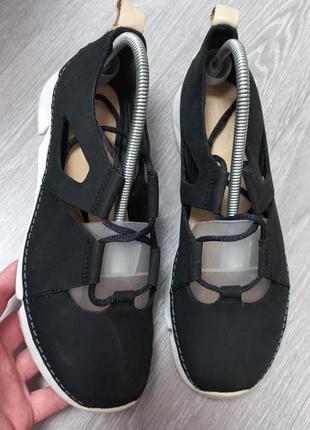 Жіночі босоніжки clarks