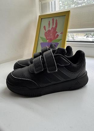 Кросівки adidas tensaur