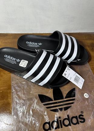 Сандалі шлепки тапки adidas