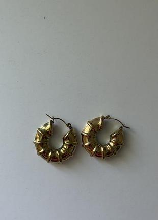 Сережки жіночі