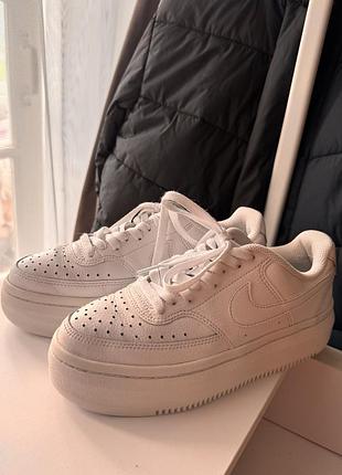 Кросівки жіночі nike оригінал