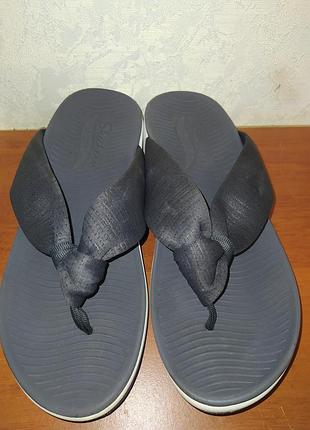 Sketchers 37-38 размер