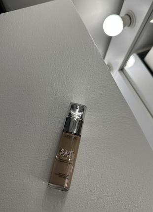 L’oreal тональний крем
